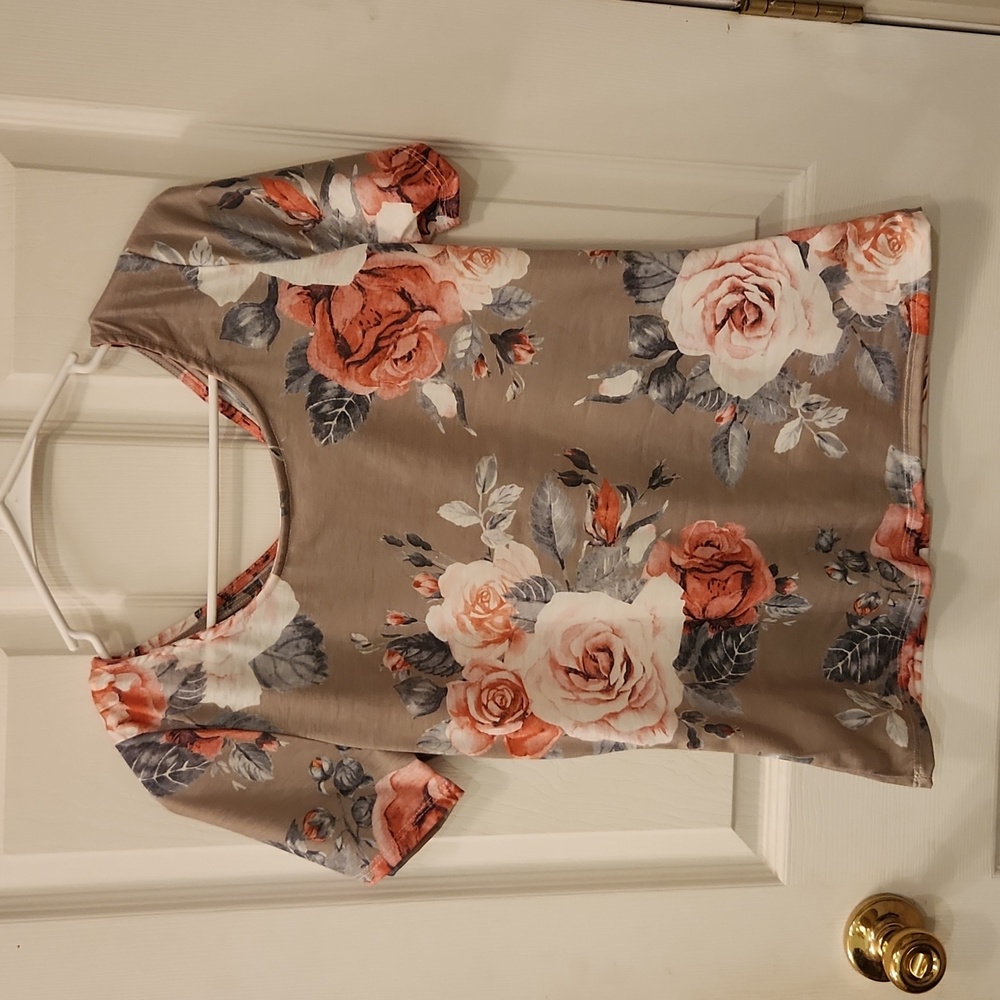 Avery Apparel Cross Back Top